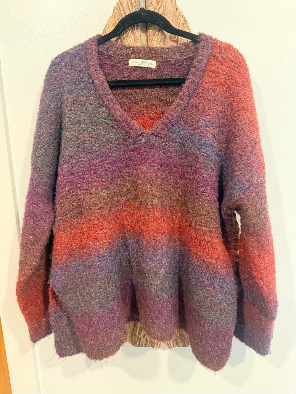 NATURAL LIFE Purple and Red Ombre V-Neck Sweater Size XL